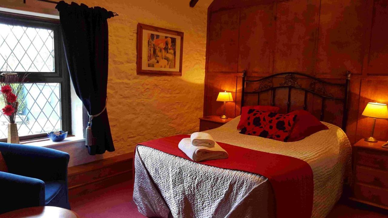 The Walnut Tree Hotel Yeovil Buitenkant foto
