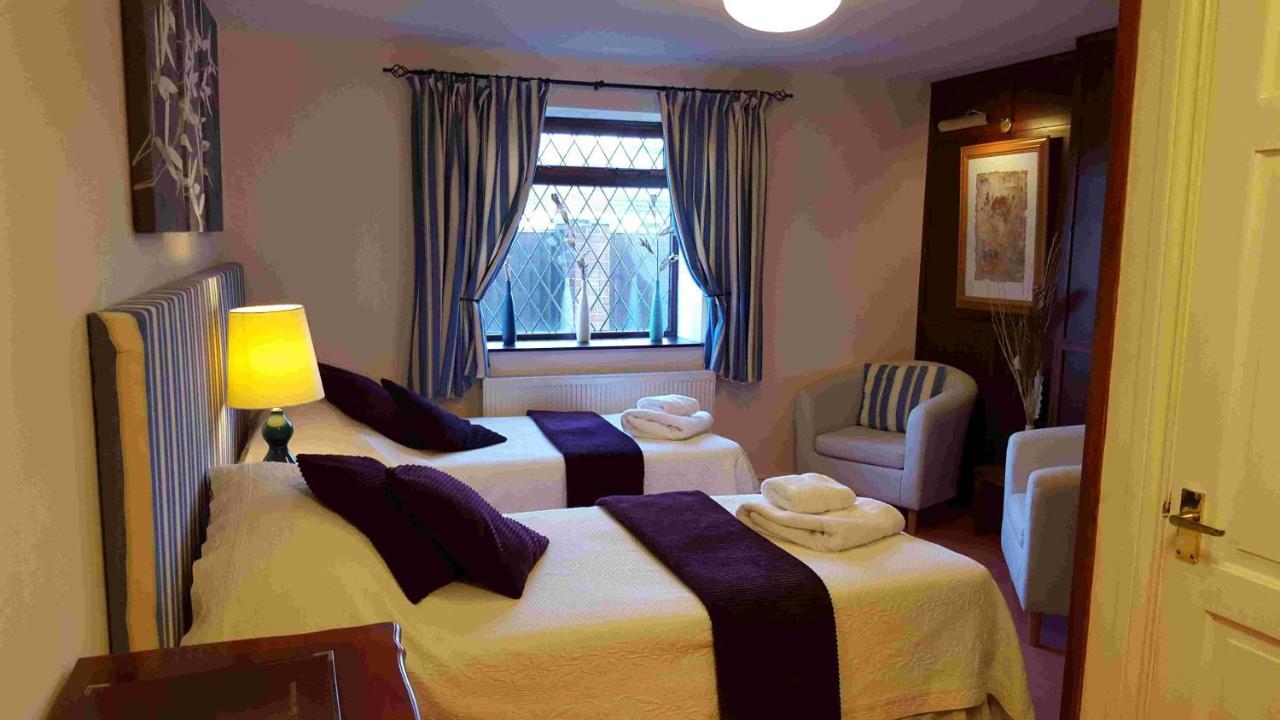 The Walnut Tree Hotel Yeovil Buitenkant foto